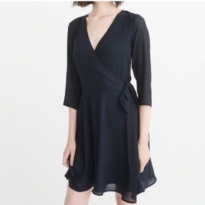 NEW Abercrombie & Fitch A&F Navy Chiffon Wrap Surplice 3/4 Sleeve Dress S